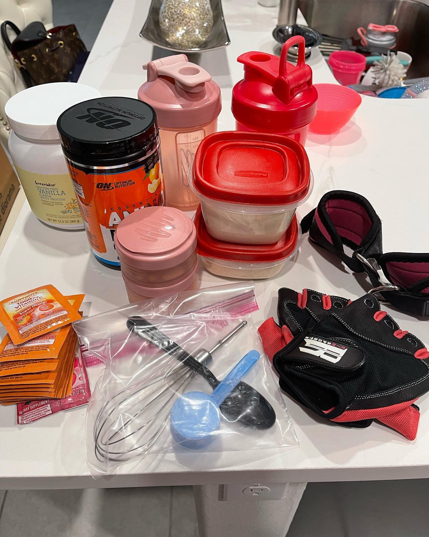 When you&rsquo;re committed to your health and more importantly, the process, packing for work trips looks a lot different and it takes more time. I said I&rsquo;m committed, so I&rsquo;m keeping my word regardless of the circumstances. #health #fitn