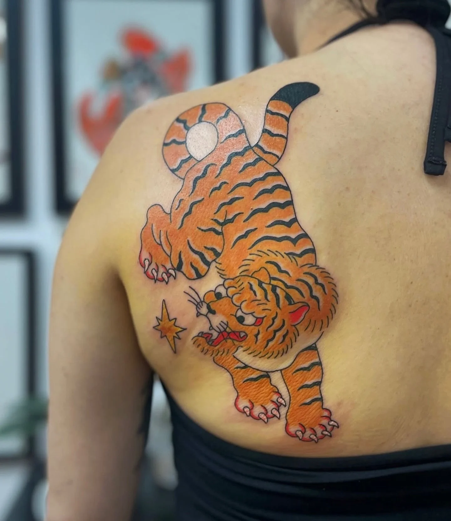 One shot tiger by @horiyama_ 

To book in with Horiyama you can head to her website and fill out an inquiry form, or get in touch with us:

📧 info@sunsettattoo.co.nz
🛜 www.sunsettattoo.co.nz

#sunsettattoonz #aucklandtattoo #japanesetattooart #japa