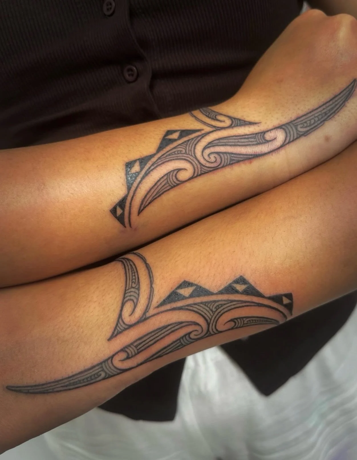 A beautiful moko pair by @mokokahurangi 

Whitu has time available this week, big or small! 

info@sunsettattoo.co.nz
www.sunsettattoo.co.nz

#sunsettattoonz #aucklandtattoo #moko #tāmoko #maoritattoo