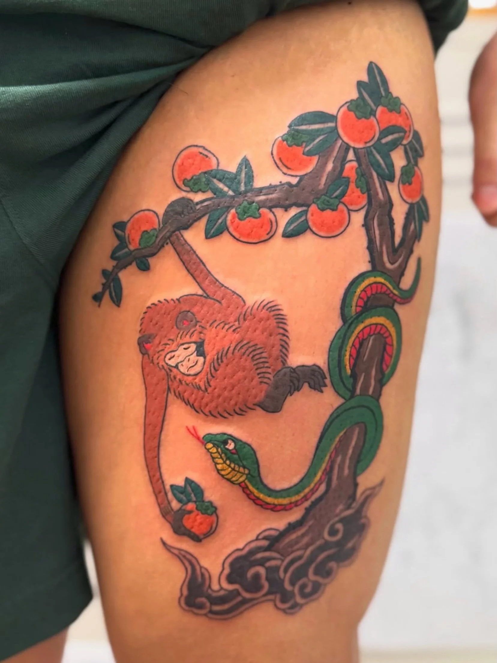 A little one shot by @horiyama_ 

Chinese zodiac animals representing father and daughter 

To book with Horiyama you can head to her website and fill out an inquiry form, or get in touch with us:

info@sunsettattoo.co.nz
www.sunsettattoo.co.nz

#sun