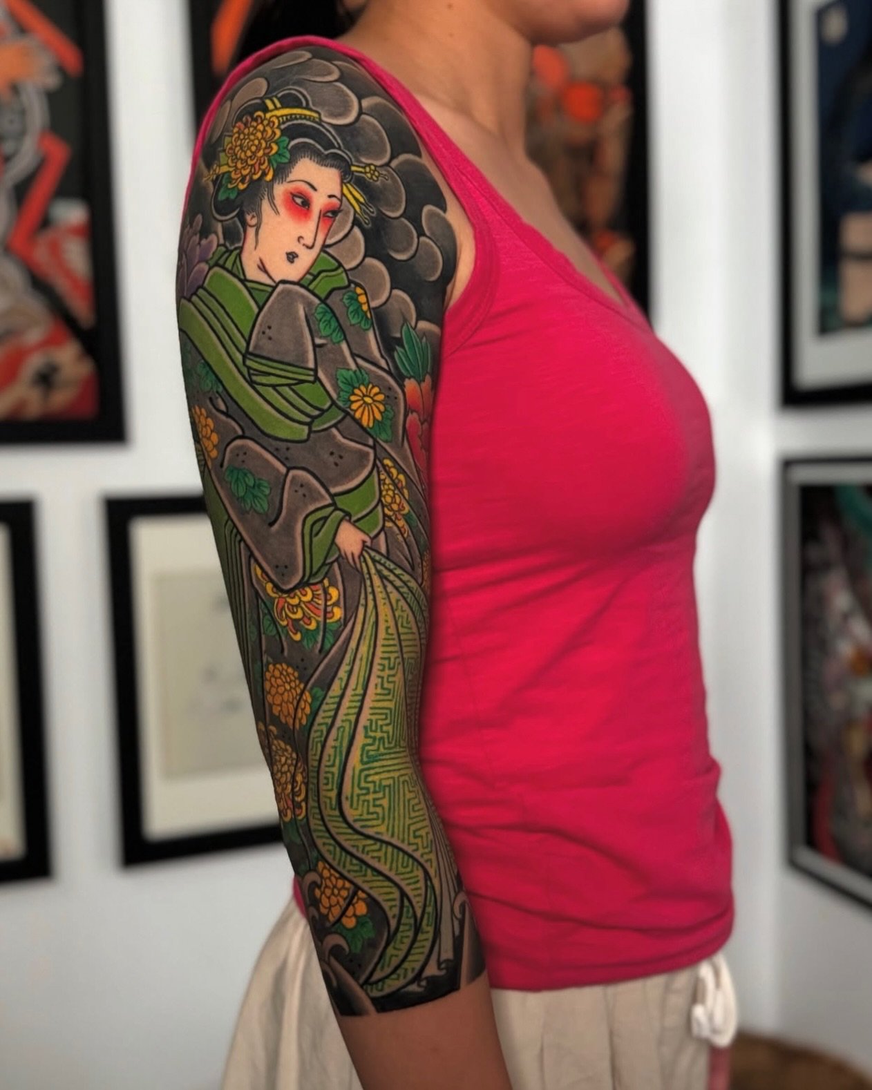 Healed and settled geisha sleeve by @tomtom_tattoo 

Get in touch to book a consultation with Tom!

info@sunsettattoo.co.nz
www.sunsettattoo.co.nz

#sunsettattoonz #aucklandtattoo #irezumi #irezumitattoo #japanesetattoo