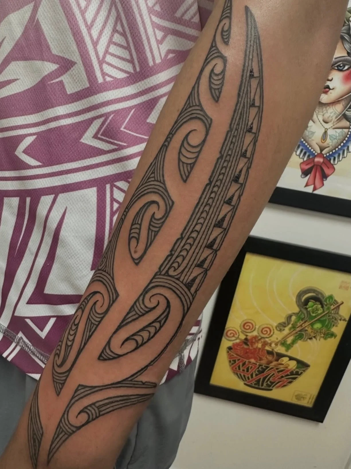 Forearm moko by @mokokahurangi 

Whitu has some spaces available in the next couple of weeks, get in touch to book! 

info@sunsettattoo.co.nz
www.sunsettattoo.co.nz

#sunsettattoonz #aucklandtattoo #tamoko #moko #maoritattoo