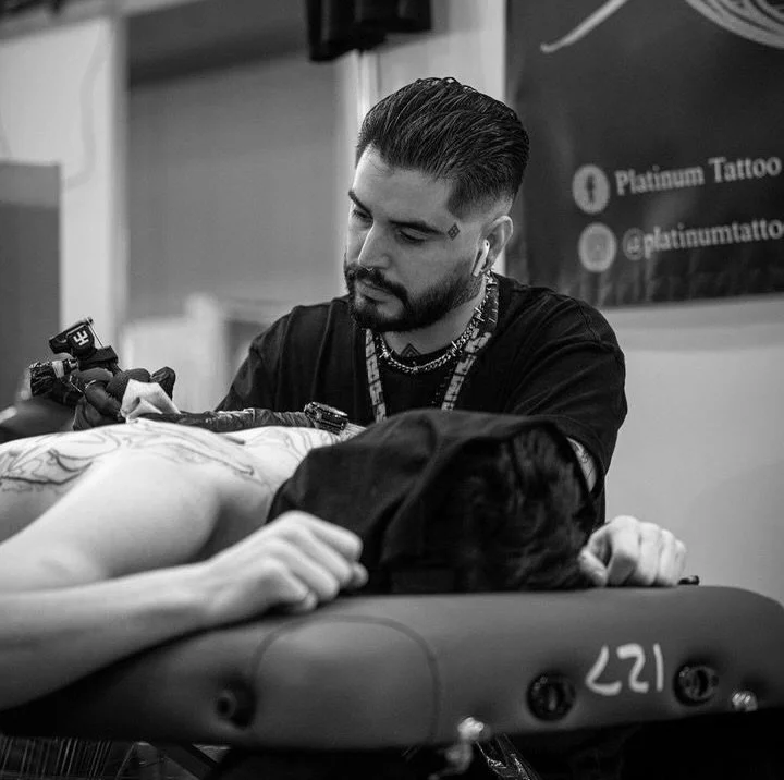 We are stoked to welcome @lasttengu to the Sunset Team as our new resident artist!

Leo specialises in traditional and neo traditional tattooing, swipe to see some of his recent work and available flash.

Get in touch to book with Leo:

info@susnetta
