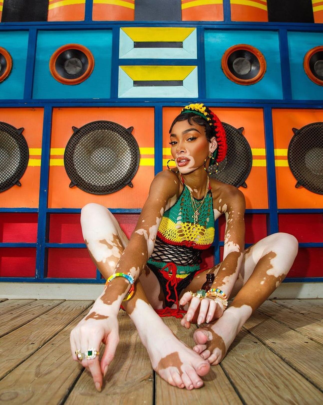 Monday Mood from Caribbean Boss Lady @winnieharlow 🇯🇲

#rp 

Find your way home.. Jamaica ❤️💛💚🖤 every one keeps calling me &ldquo;Daughter of the Soil&rdquo; 🇯🇲 my beloved beautiful Jamaica.. my roots. My culture. My Soul. I love you so. I&rsq