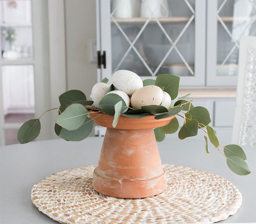 Simple-and-quick-Easter-centerpiece-ideas.jpg