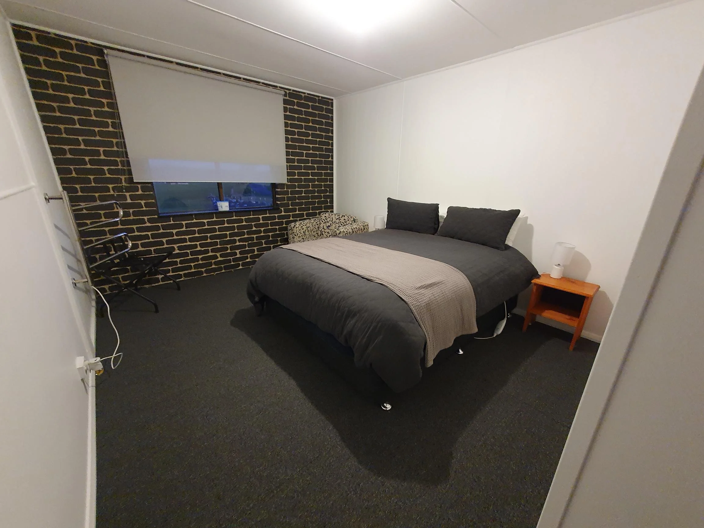 Bedroom 4.jpg