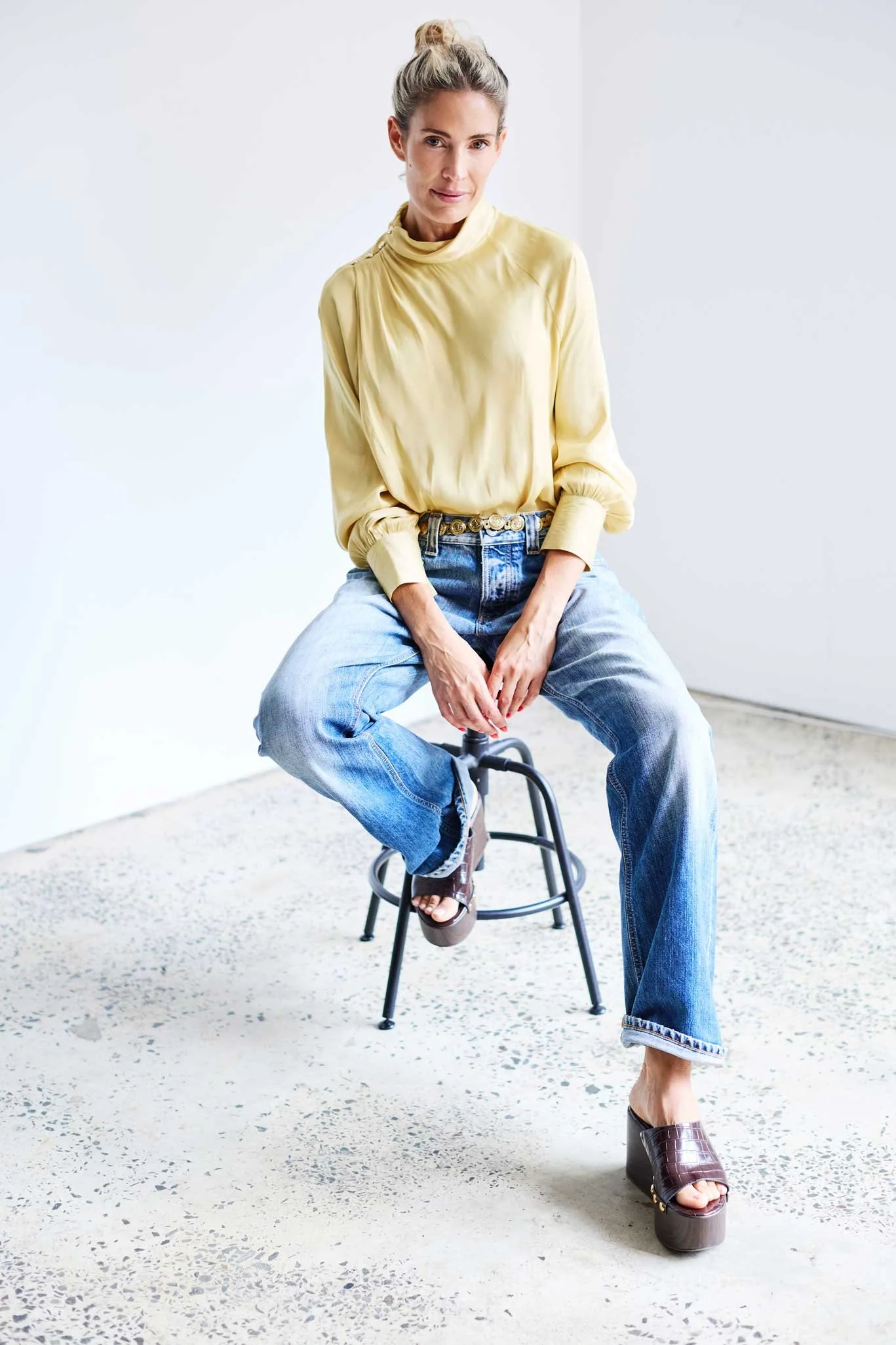 Elle Halliwell, Journalist, Pocket Studios