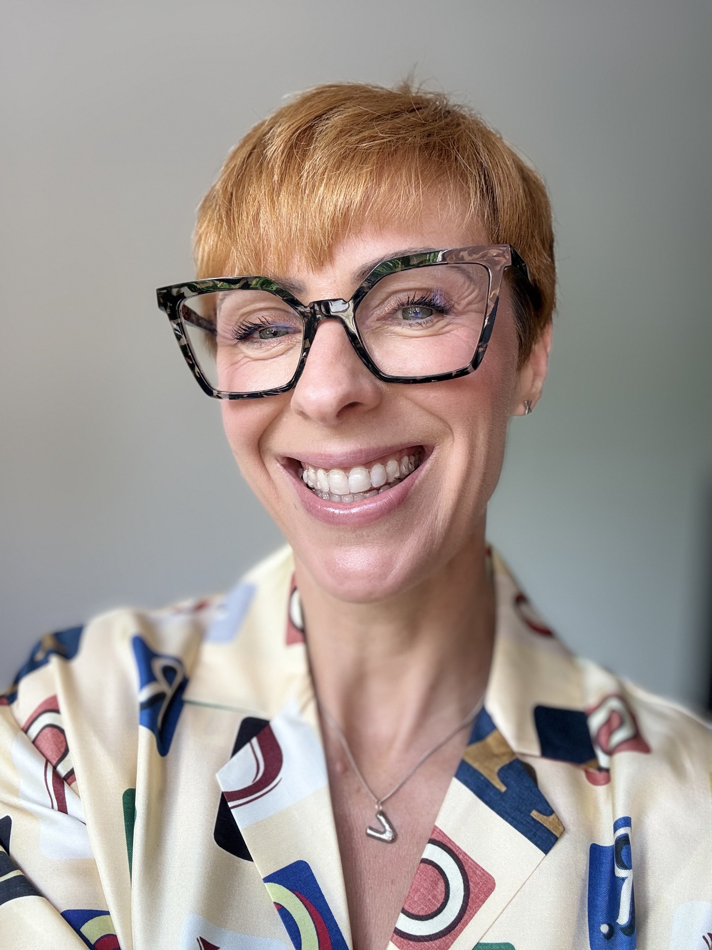 The Month I Took a Daily Self-Portrait — And What It Taught Me About My Face, My Confidence, and Being Seen