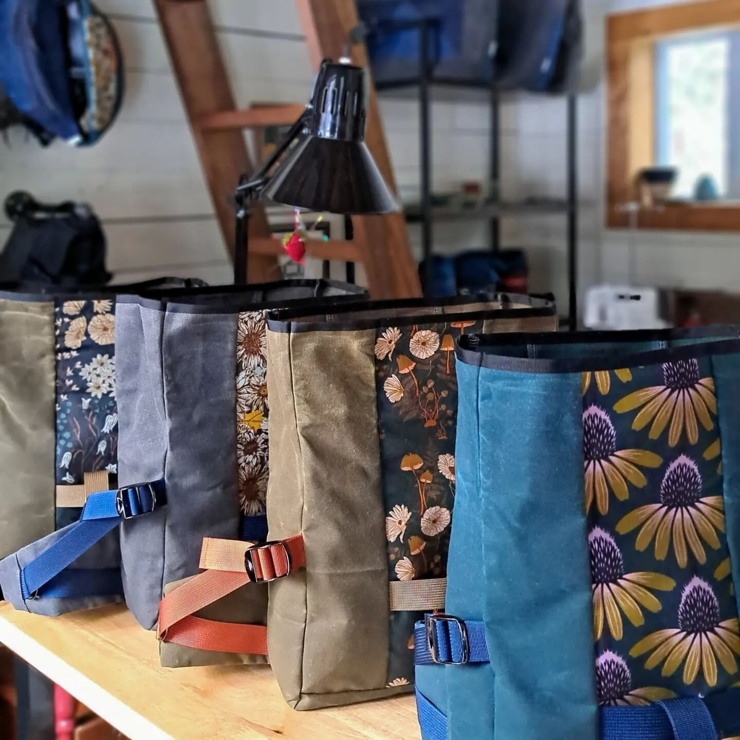 Hip/Handlebar Roll Top Packs ---&gt; All sewn on a human powered treadle sewing machine.
.
Available in the shop, link in bio.
.
.
.
#rolltopbag #bikebag #handlebarbag #cycling #hiking #bikepacking #gravelbike #handmadegear #offgridliving #sewing #sl