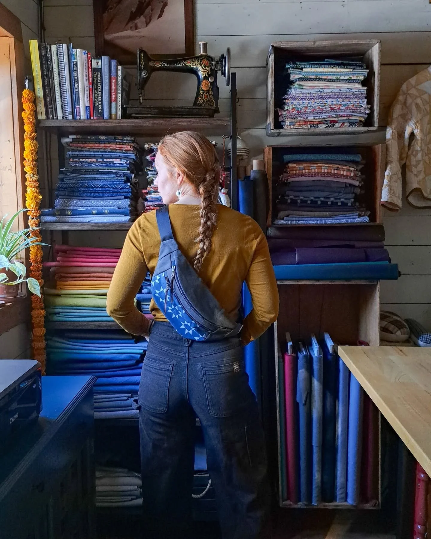 ✶GIVEAWAY✶

As a thank you for being here... I&rsquo;m giving away one handmade Waxed Canvas Shoulder Sling!

To enter: 
&bull; Follow @needle.and.axe
&bull; Like this post
&bull; Comment &mdash; where would you take this sling, or what would you car