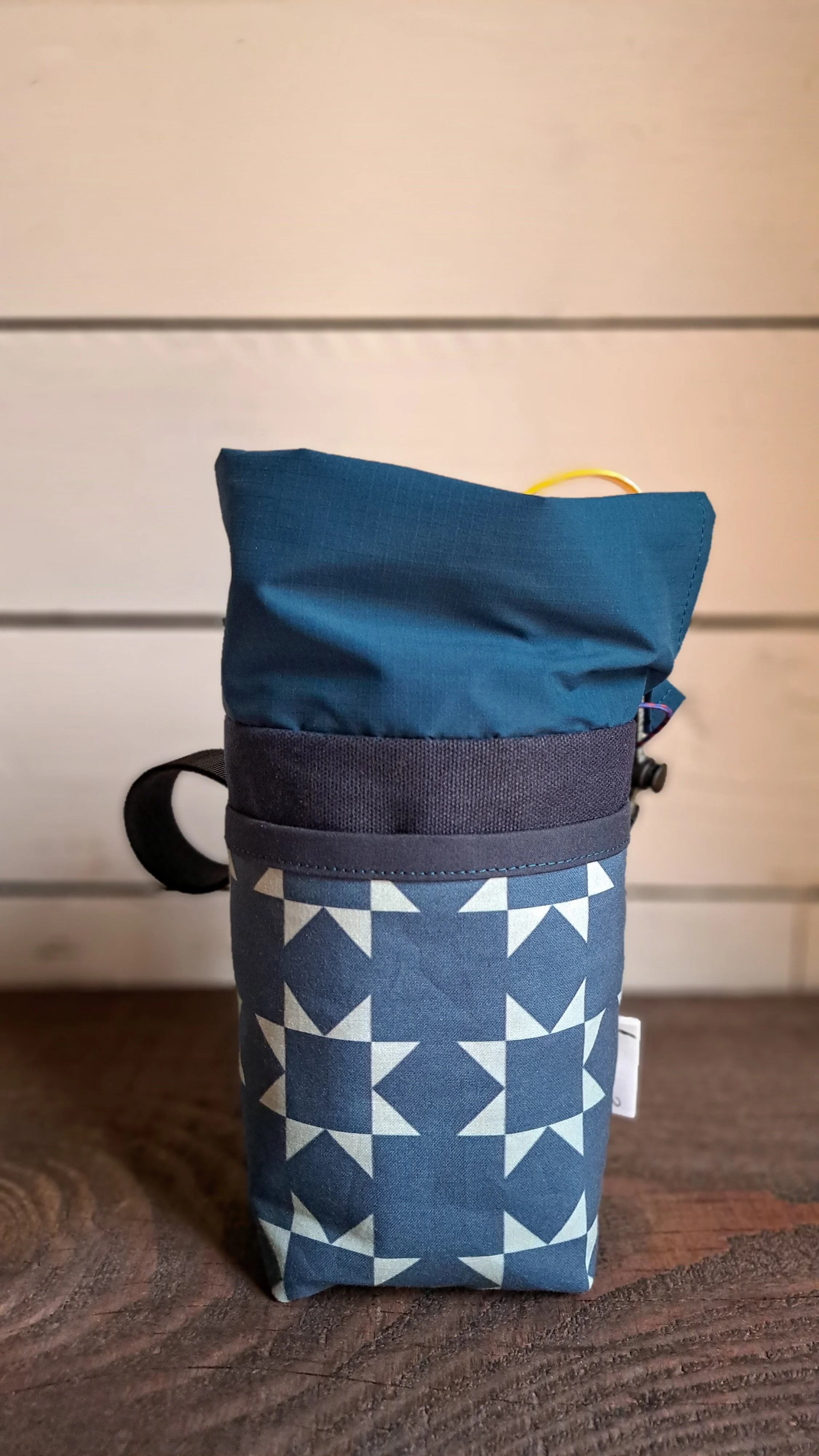 Teal Sawtooth Navy.jpg