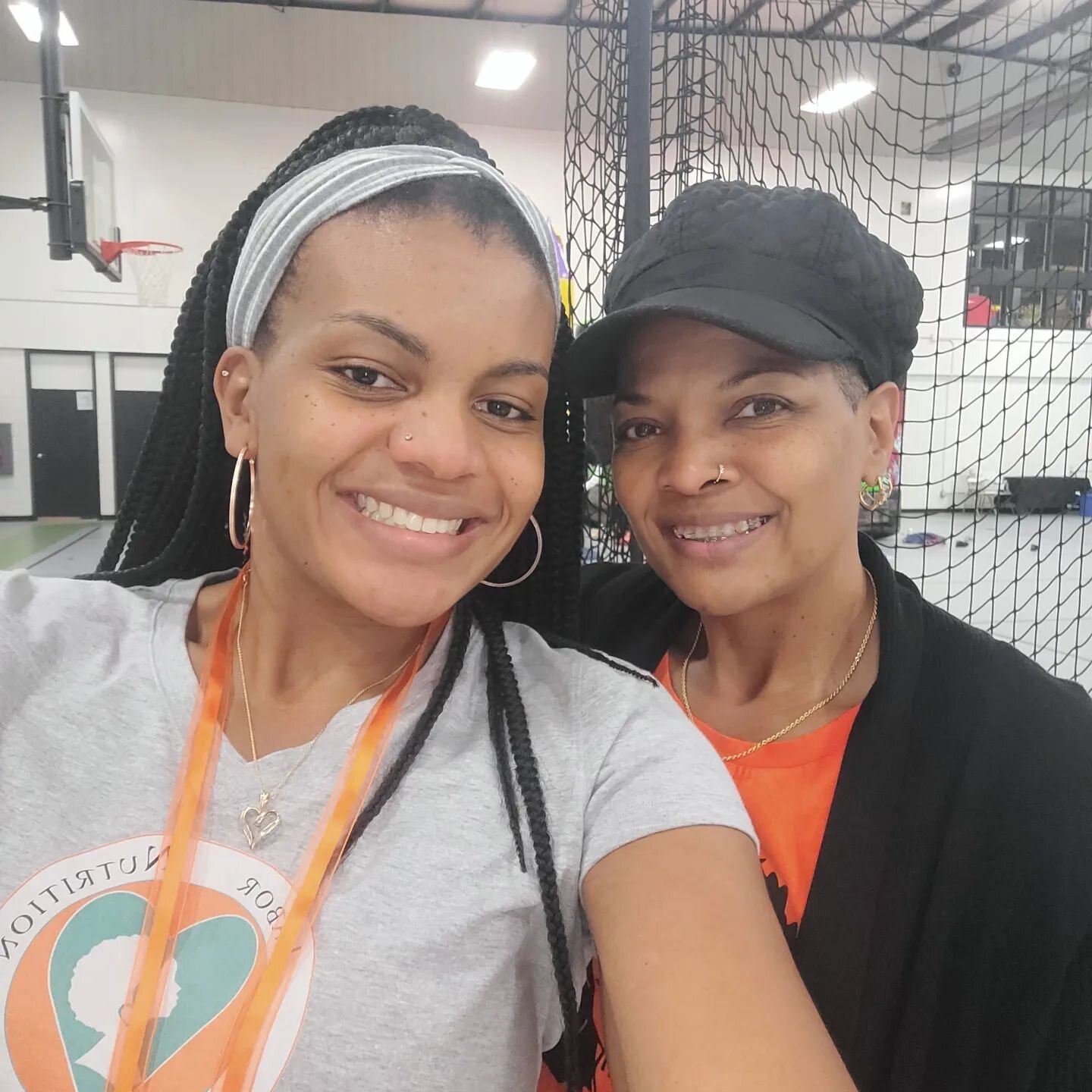 Another successful event with @celebrateone_columbus. Had my bestie and support system with me. Love my mom!

#doulasupport #columbusdoula #pregnancynutrition