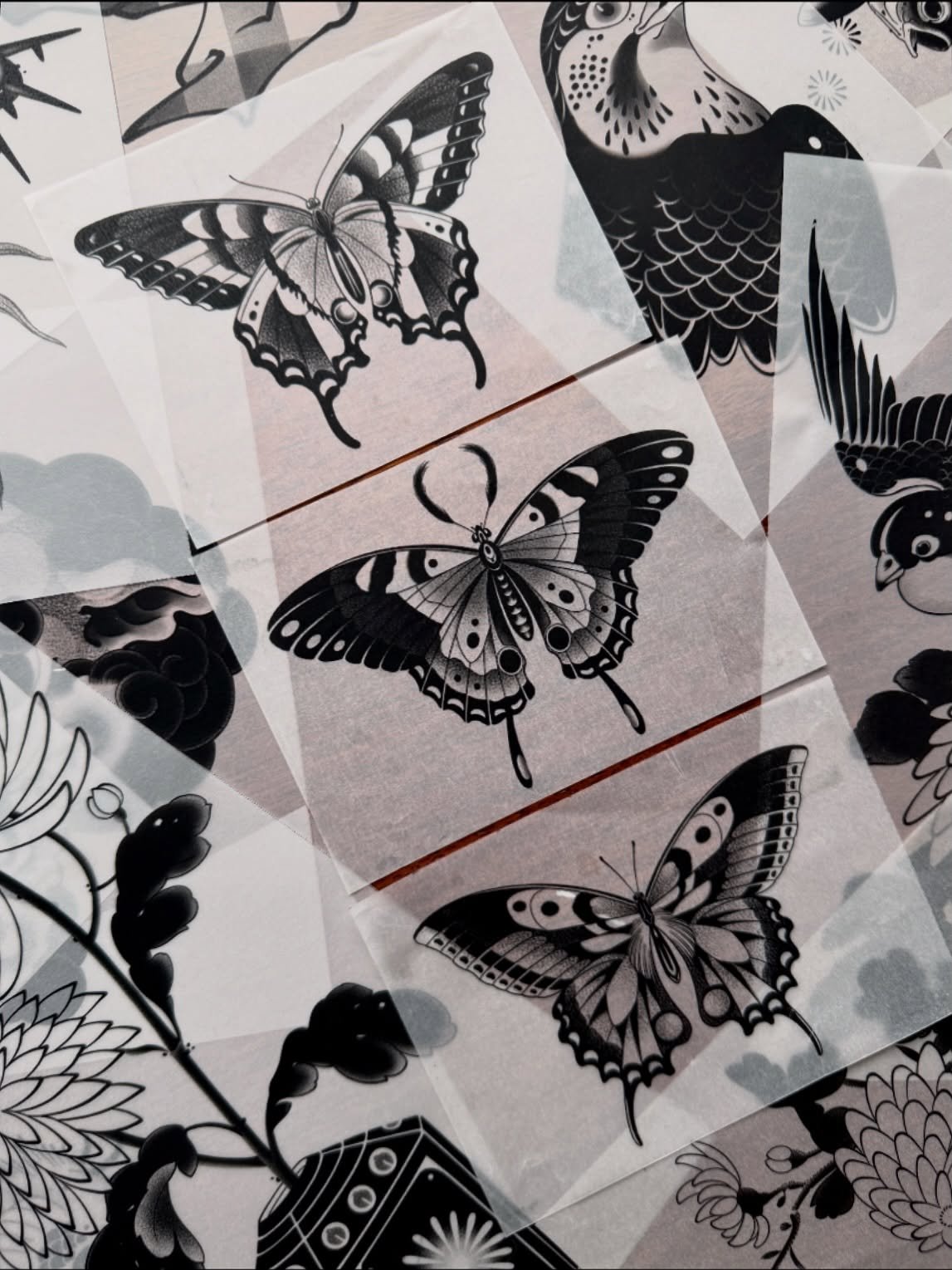 🦋 
Booking link in bio 
Limited spots left for Feb. &amp; March 

@lighthouse_tattoo 

#butterfly #tattooflash #blackwork #fineart #art