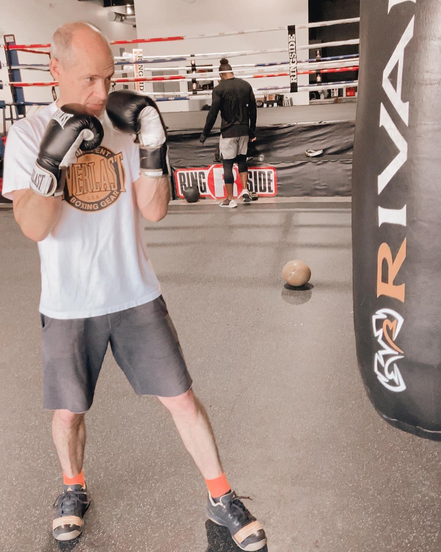 We love it when @kbonice comes by and participates in our class 🥊💪
.
.
.
.
13th Round Fight for Life is a charitable program serving at-risk youth. We combine boxing instruction with life skills workshops and academic and social support.
&nbsp;
We 