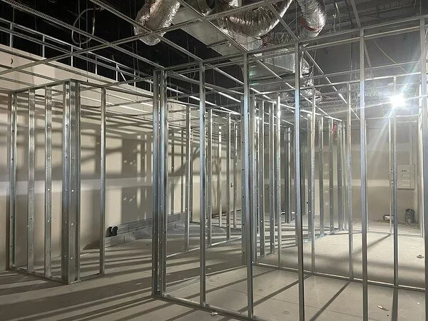 All framed up.
..
.
#retailinteriors #commercial #plastering #drywall #shopfitting #experts #specialist #framed #hearingclinic #brisbane #qld #regional #cleansitesafesite #rondo