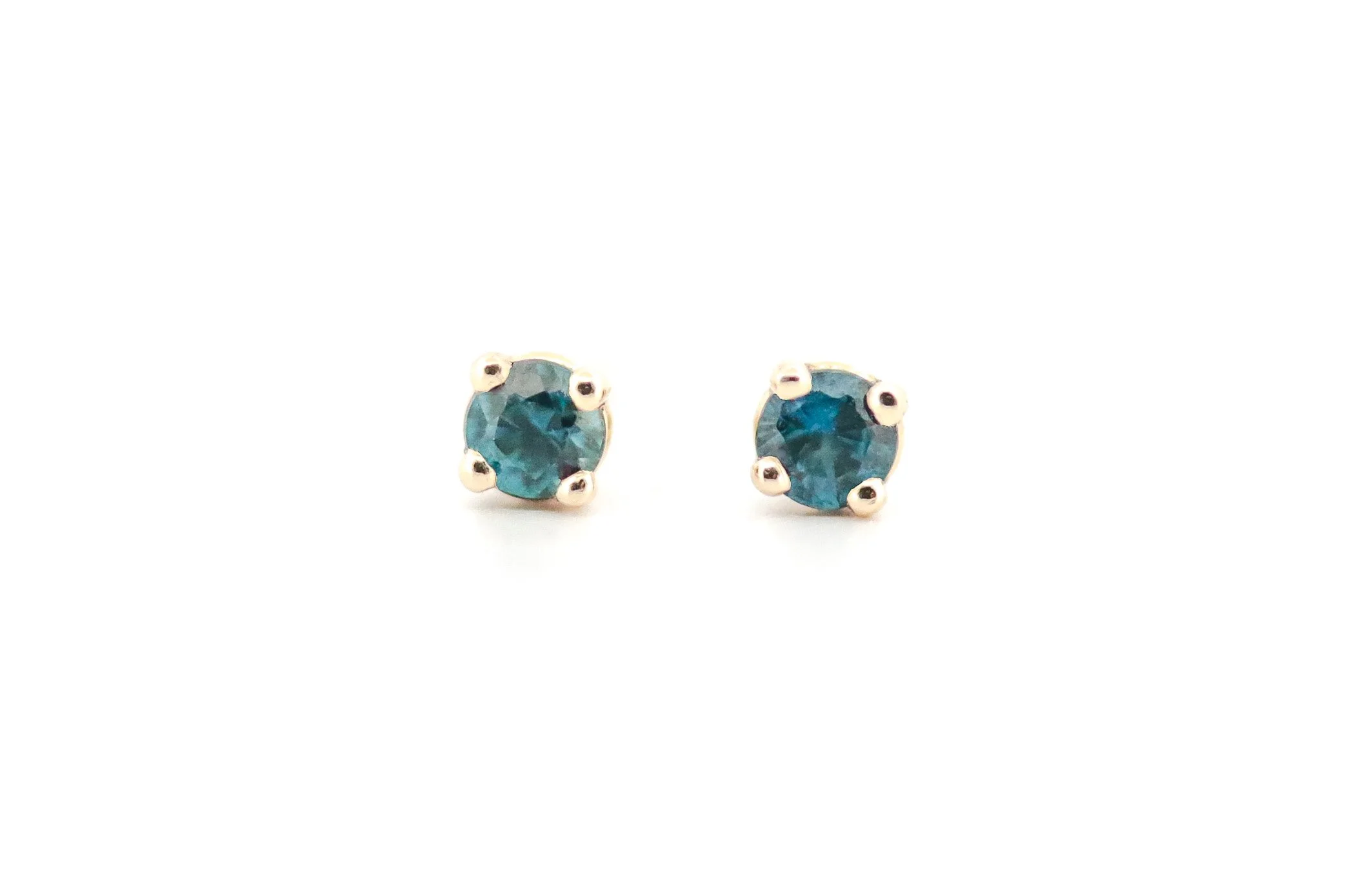 Pampas Sky Sapphire Studs by Quechua Jeweller