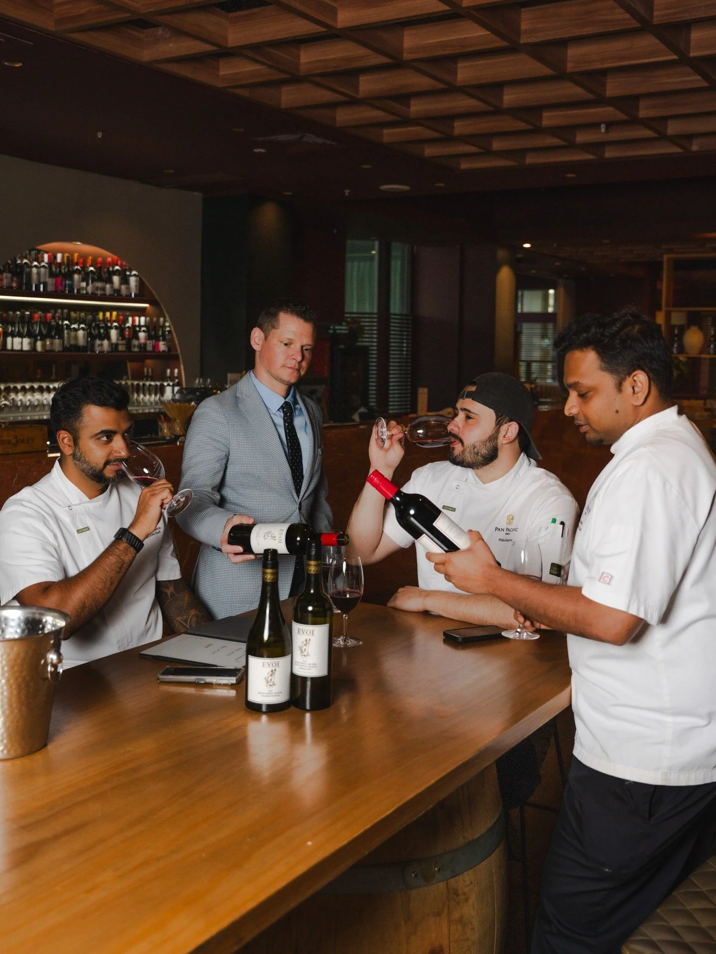 In preparation for our EVOI Wine Dinner later this month, our chefs recently came together to explore the evening's wine collection. Together, they discovered every note, every texture and the story behind each bottle, laying the foundation for thoug