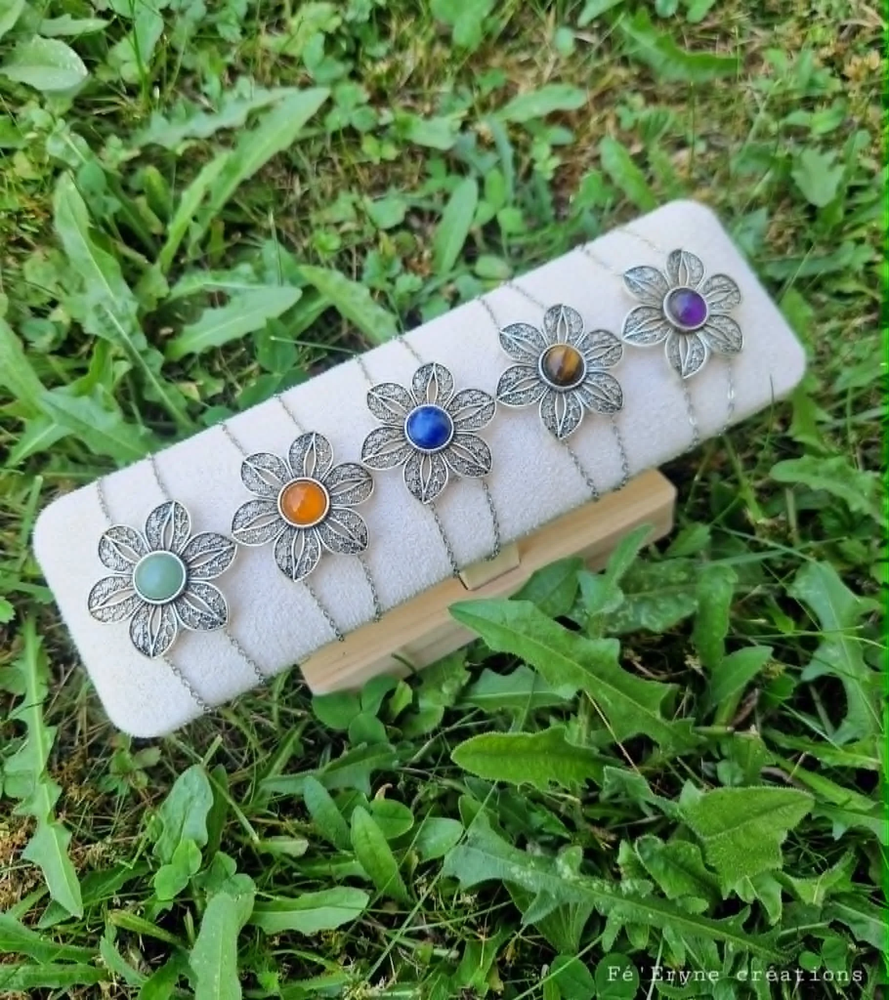 Bracelet fleur - pierres naturelles