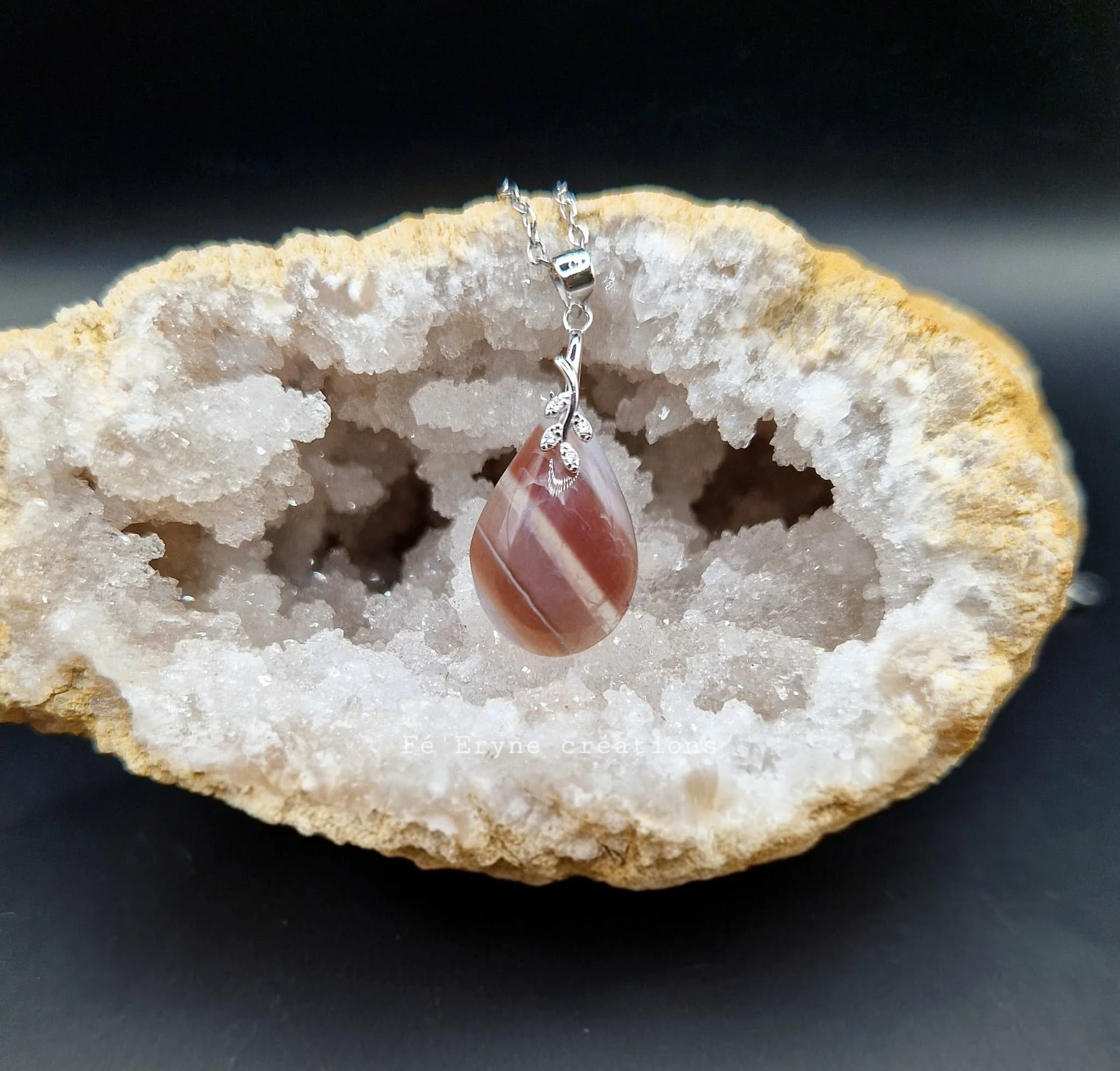 Collier Agate