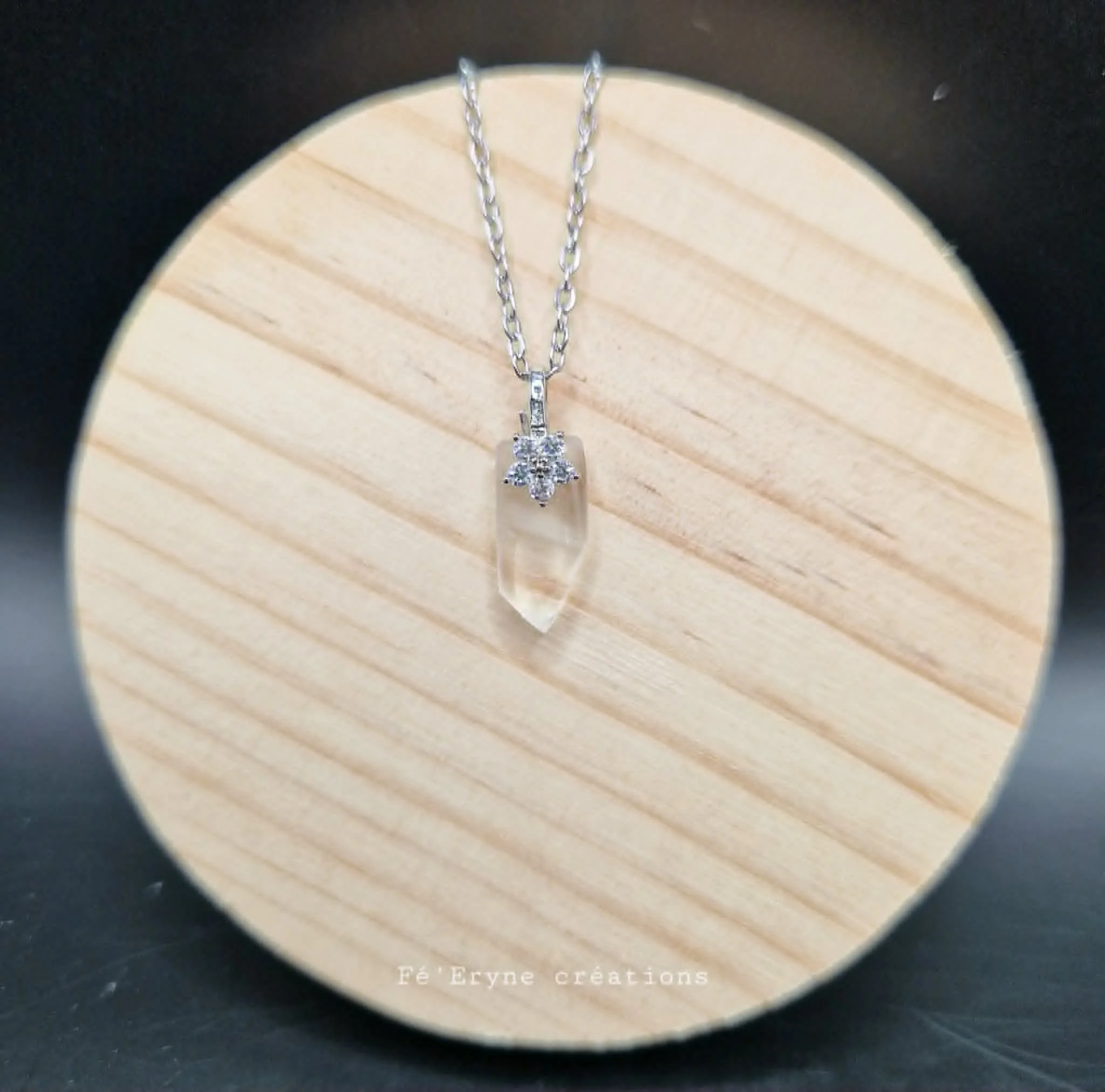 Collier Quartz français