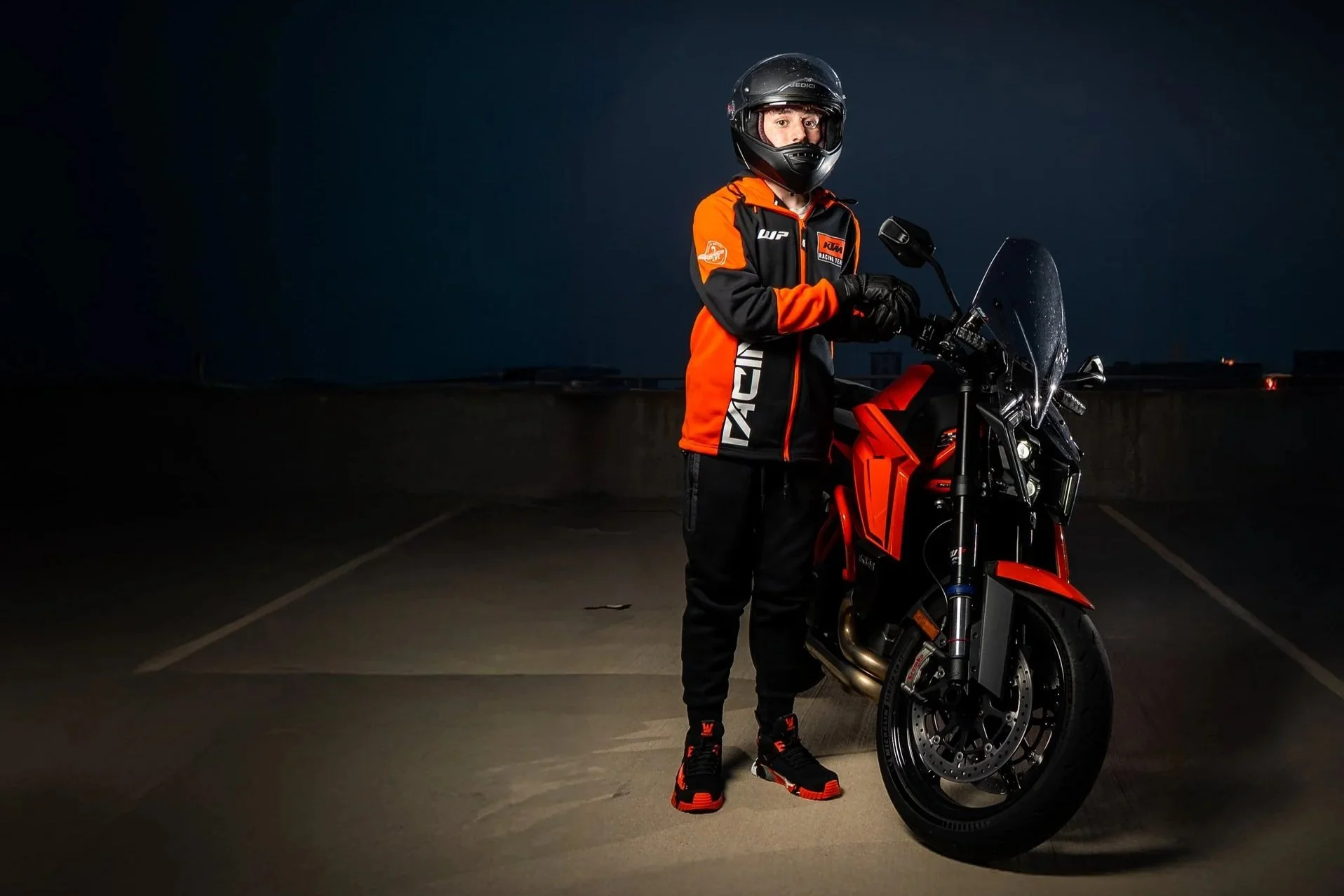 Charlie+James+Photo+-+July+20025+-+Jaeckle++-senior+portraits-41.jpg (Copy)