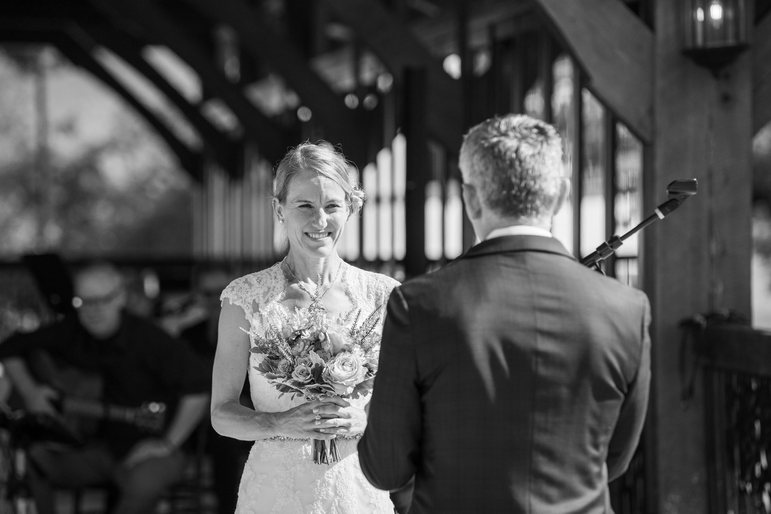MILWAUKEE+WEDDING+PHOTOGRAPHER+CHARLIEJAMES+PHOTO+HOLLY+JESS-5.jpg