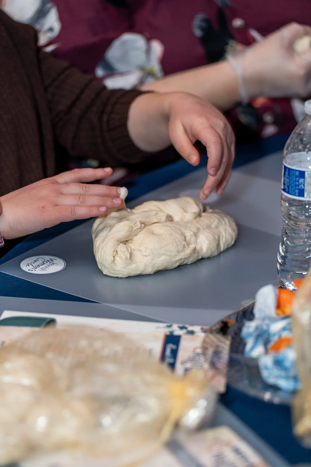 Charlie James Photo - November - Challah bake group1-114.jpg
