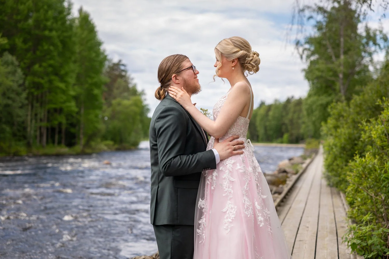 hääkuvaus-janna-ja-antti-kuhmo (4).jpg