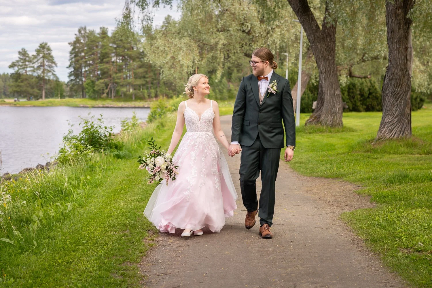 hääkuvaus-janna-ja-antti-kuhmo (10).jpg