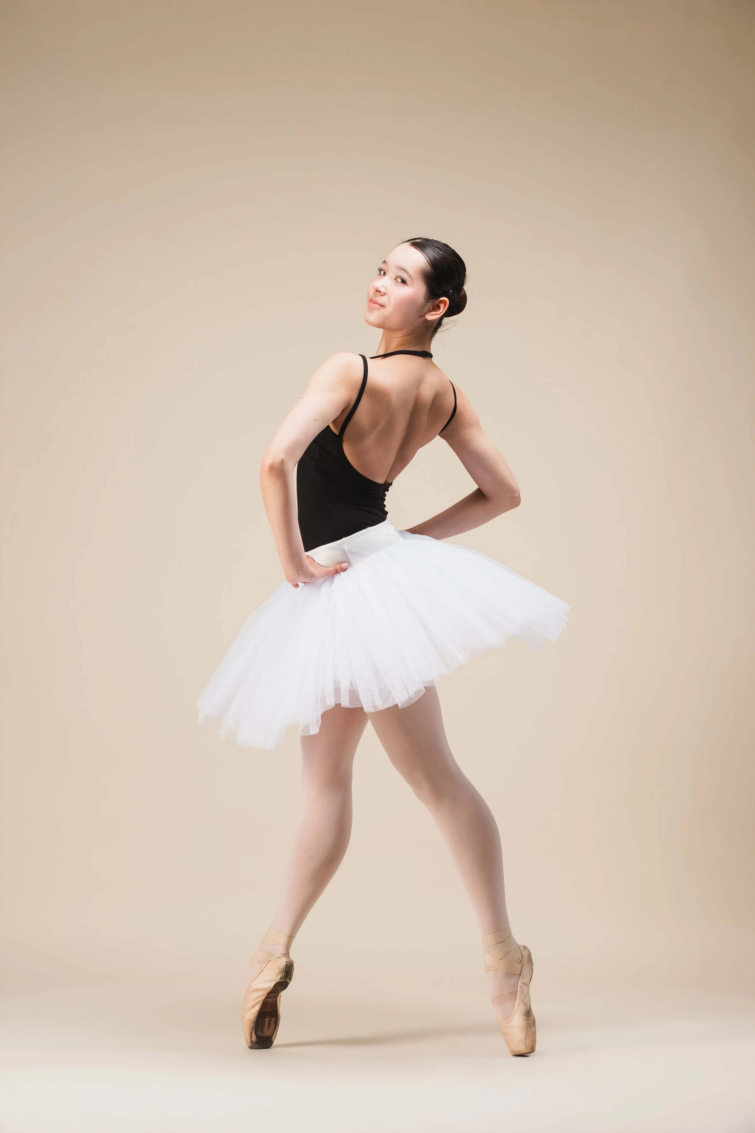 ballet-dancer-tutu-black-background-portrait.jpg.jpg