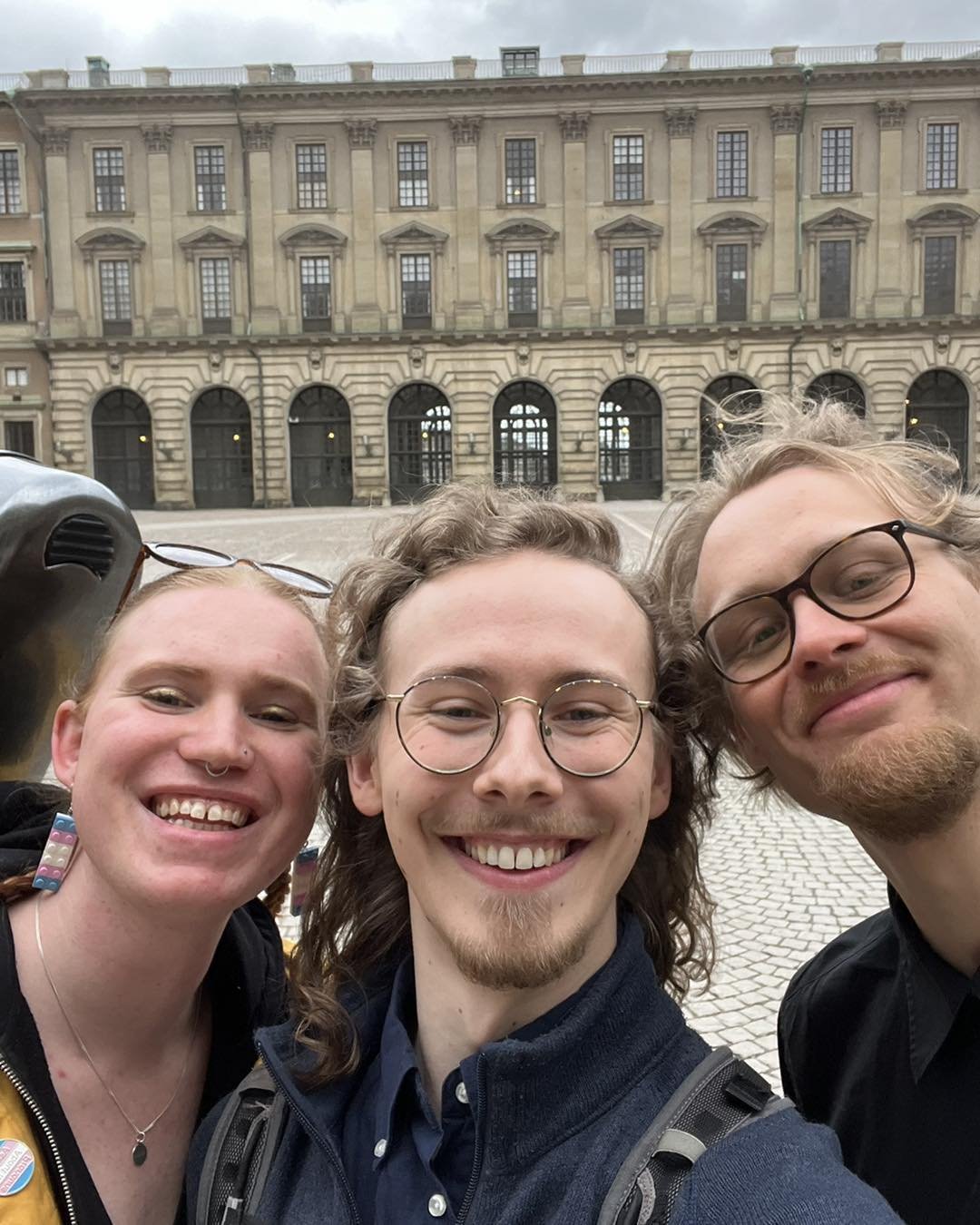 Dagens arbetsplats: Kungliga slottet. Vi har spelat p&aring; Bernadotteprogrammmets stipendiecermoni. Tack till @musikaliskaakademien som bj&ouml;d in oss att spela och extra stort grattis till v&aring;r v&auml;n @kristinewest som fick ett av Kungl. 