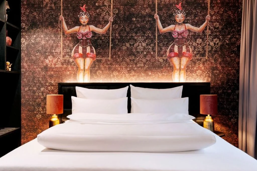 WALLPAPER DESIGN WITH THAT WOW FACTOR