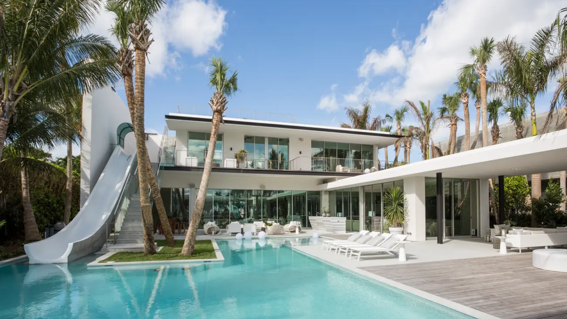 IMAGINATIVE INTERIOR DESIGN IDEAS THAT PUSH THE LIMITS