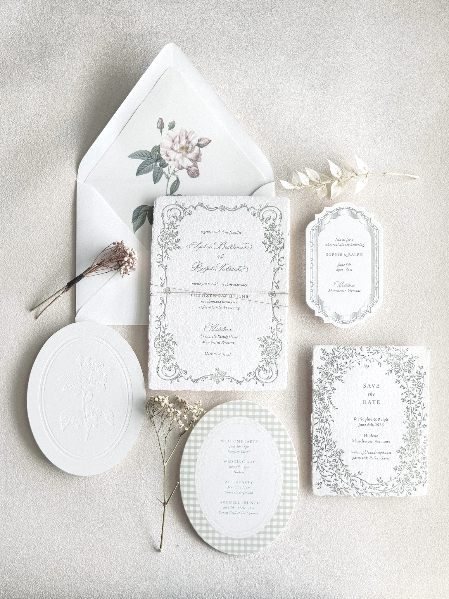 custom+garden+wedding+invitations.png