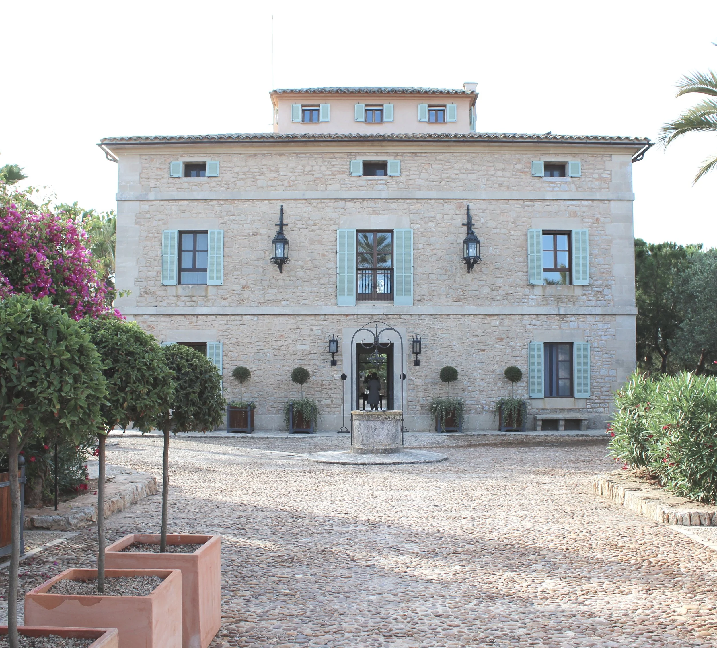 2019-06-19 01.36.35-2.jpg