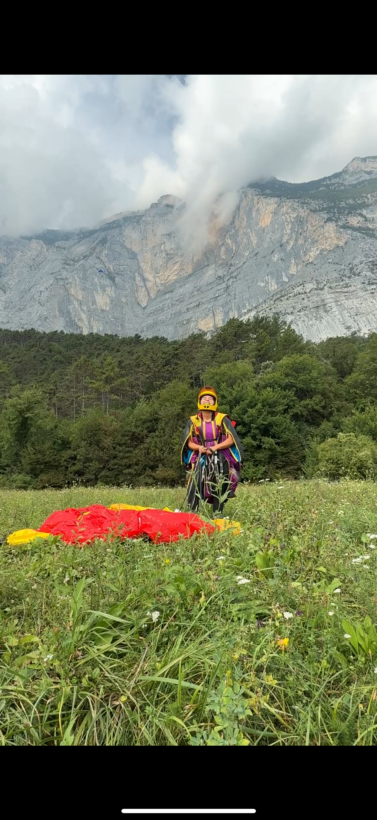 BASE jumping student landing.PNG