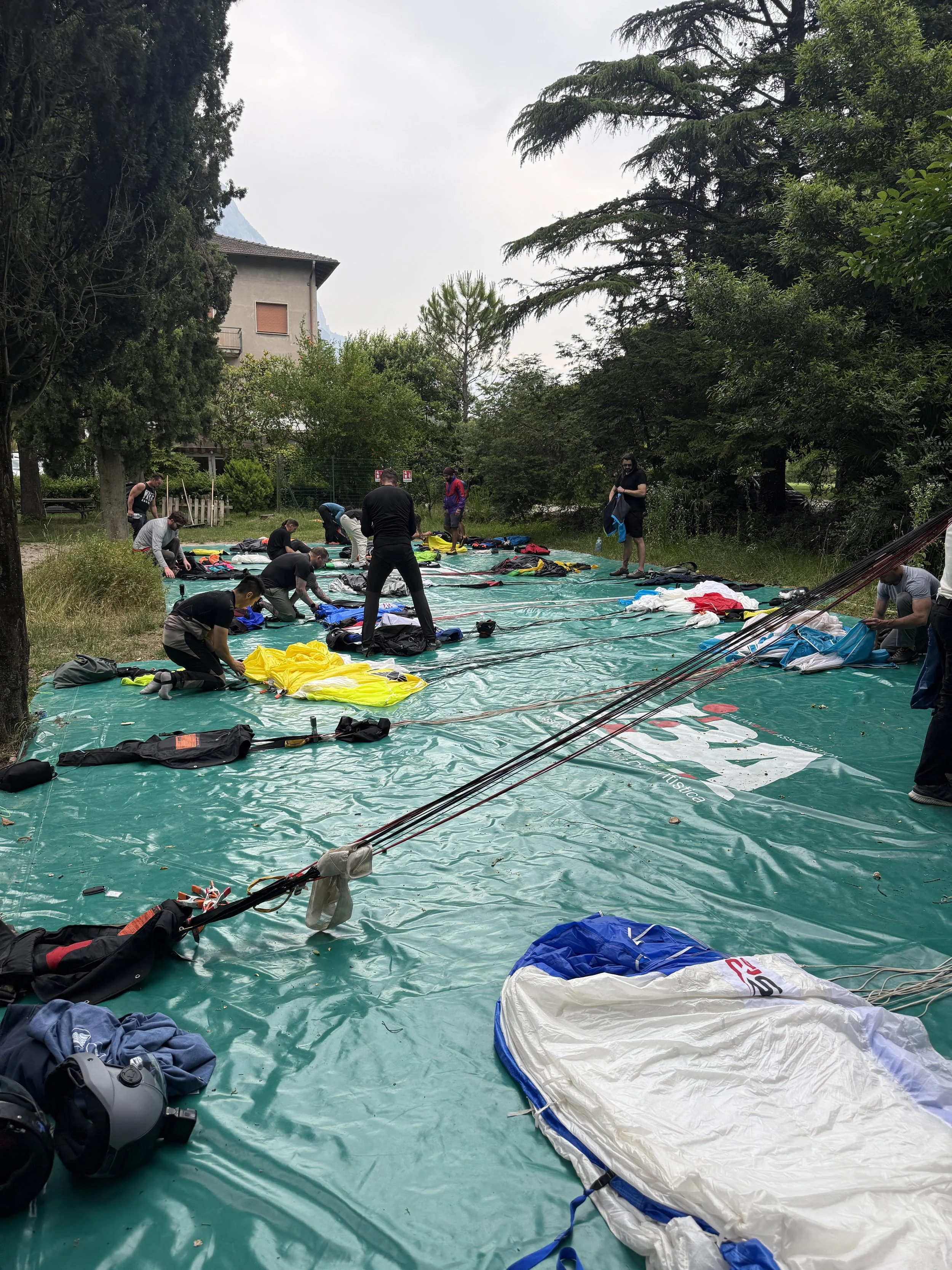 Students packing their canopies at Monte Brento.JPG