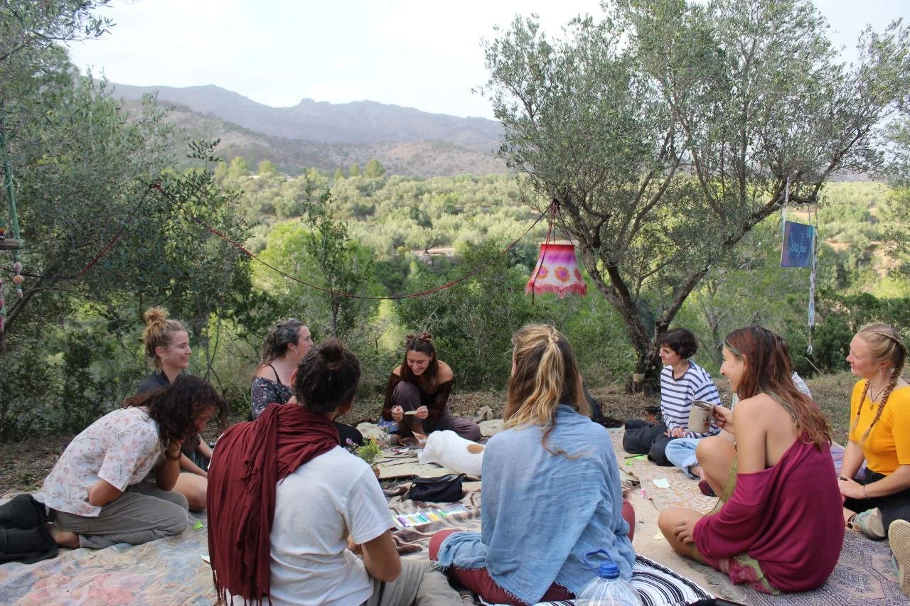 Waarom we nooit genoeg tijd lijken te hebben (en waarom dat oké is)