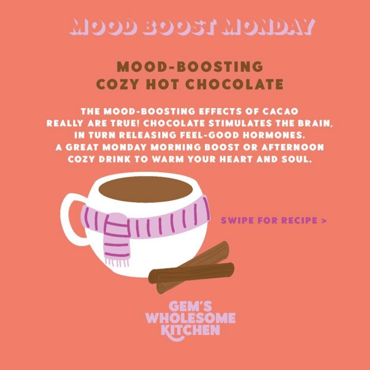 Mood Boost Monday 
.
.
.
Perfect weather for my cozy + mood boosting hot chocolate.(It's grim out there )
.
The mood-boosting effects of cacao
really are true! Chocolate stimulates the brain, in turn releasing feel-good hormones.
A great Monday morni
