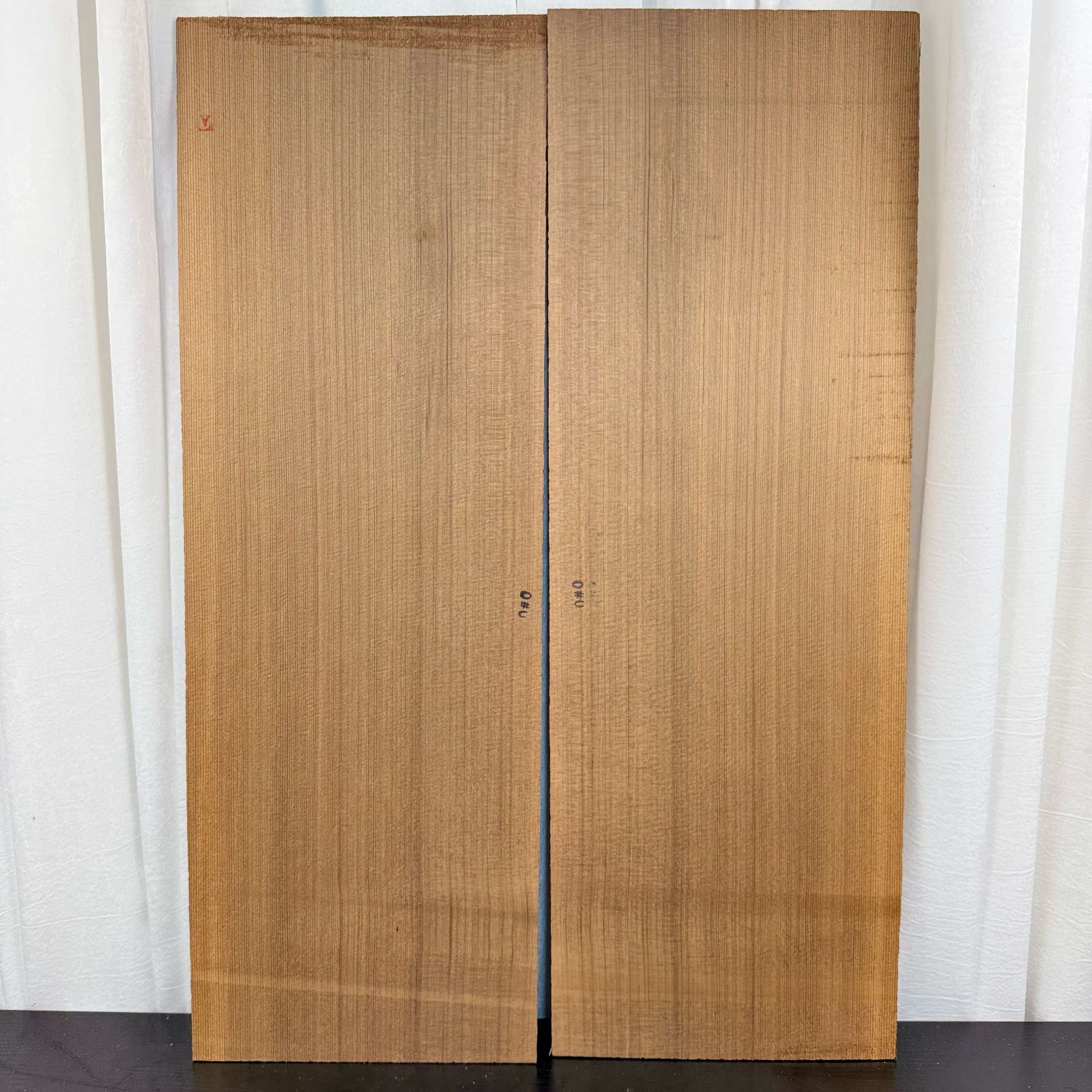 Western Red Cedar - Chocolate - OM