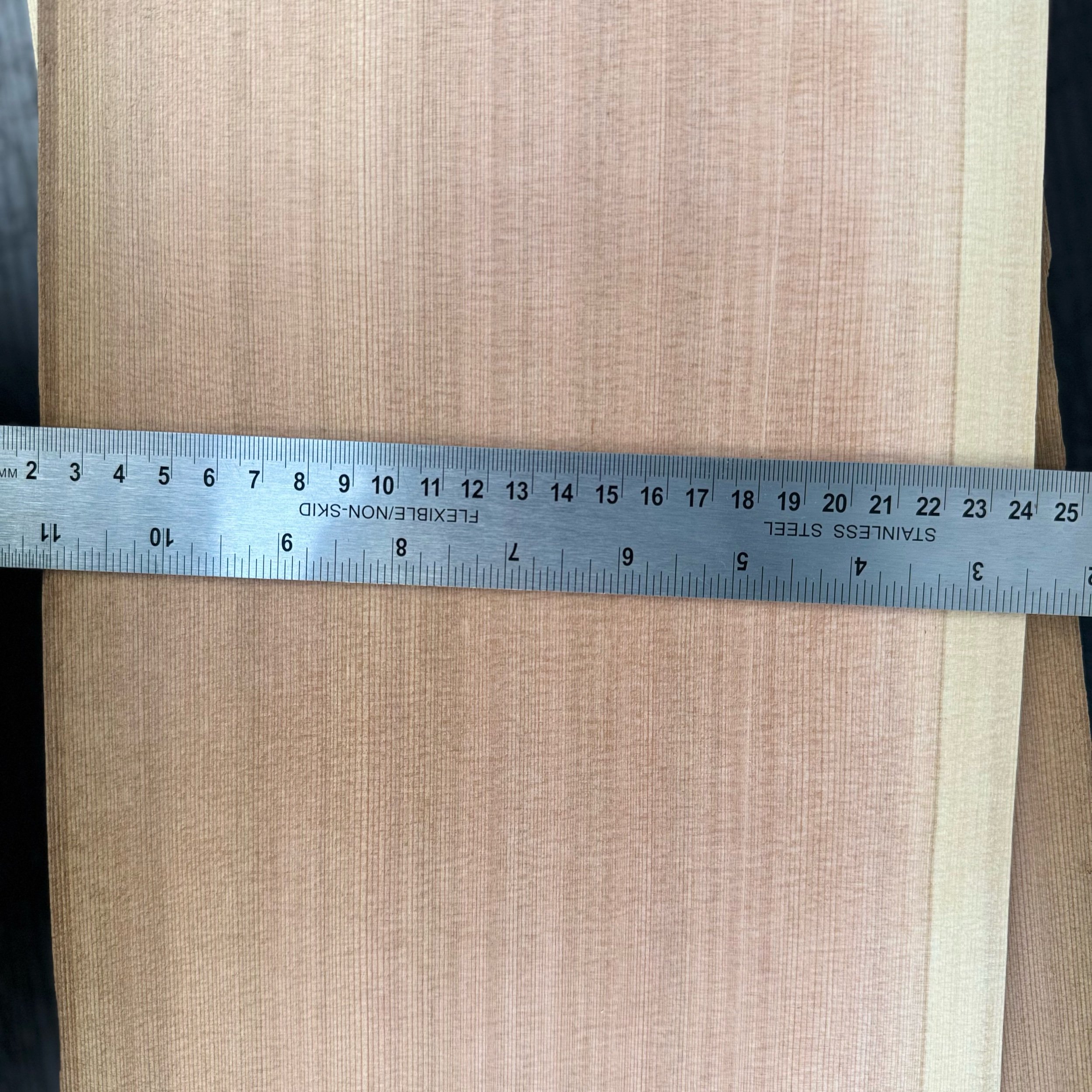 Western Red Cedar - Cream- Parlor #6