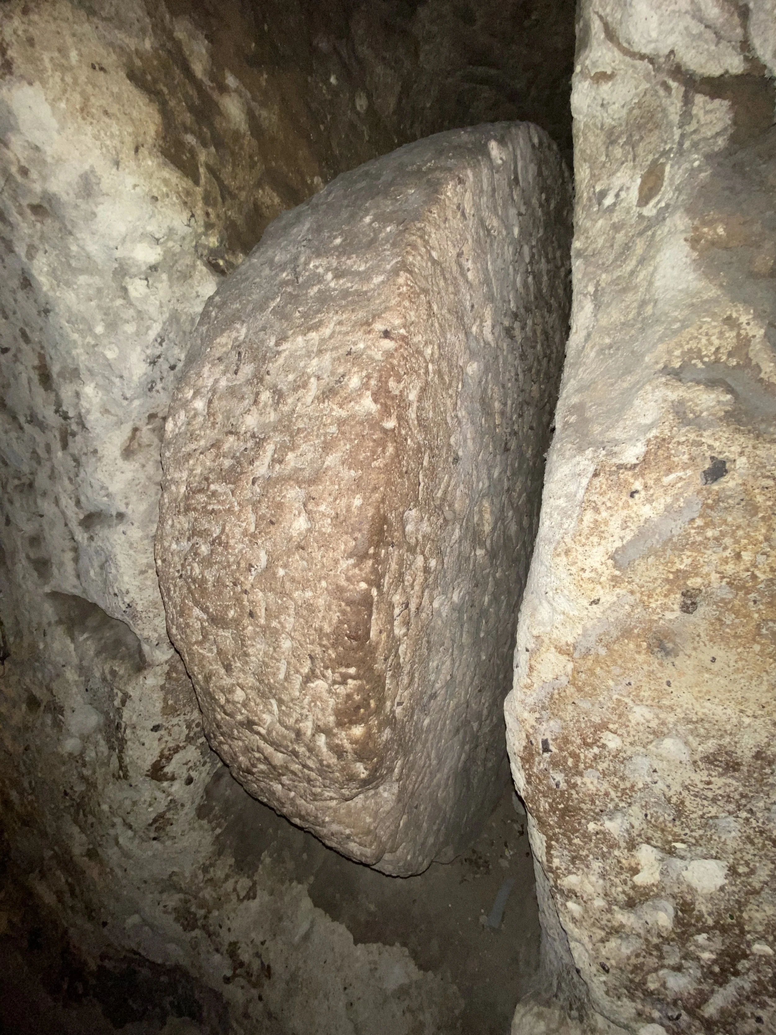 The tunnels were ingeniously closed off with Rolling Stones that locked into place.  The tunnels are so narrow that you must walk single file.  Armor would have been a hindrance.