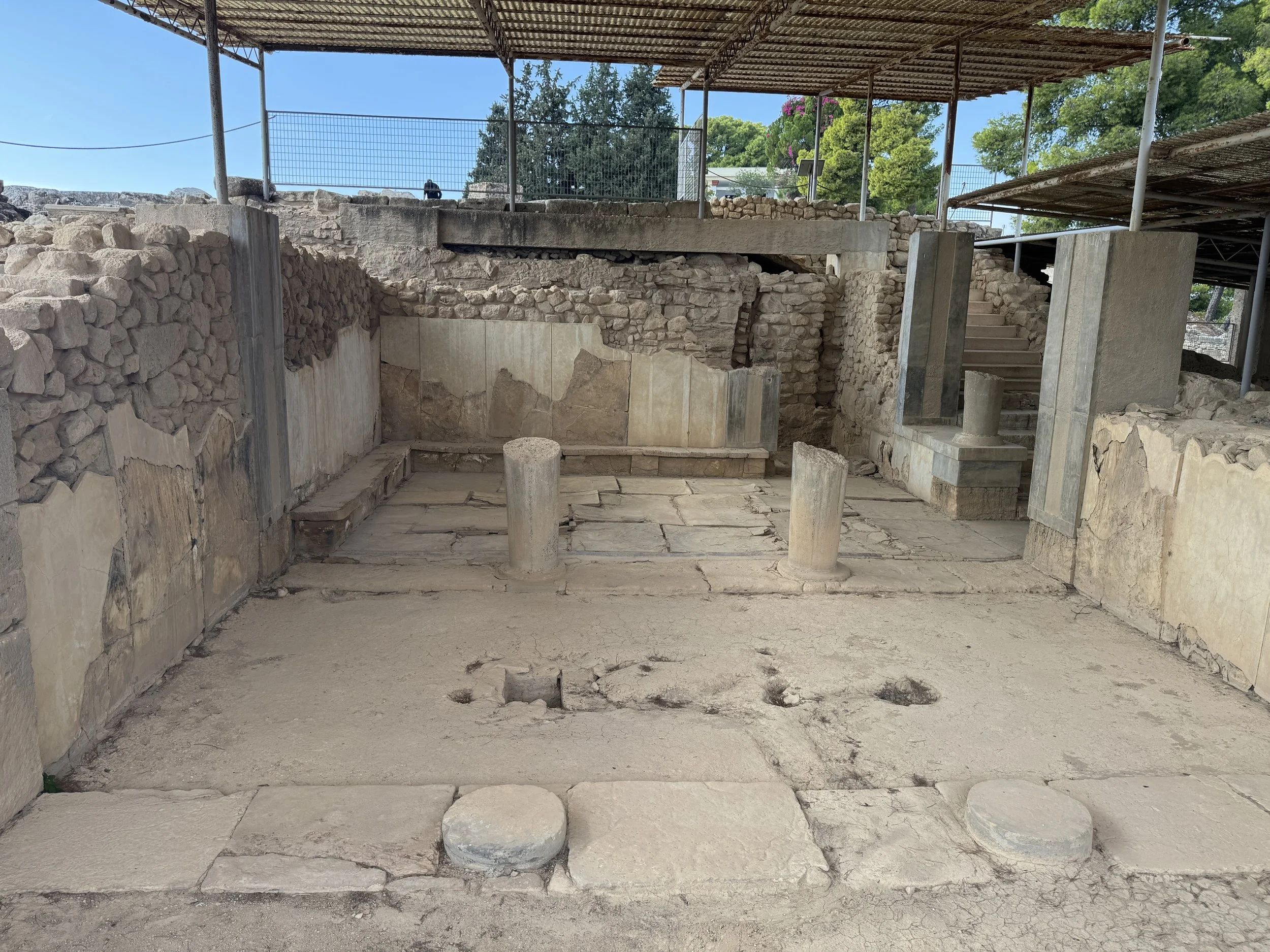 Queens room at phastos