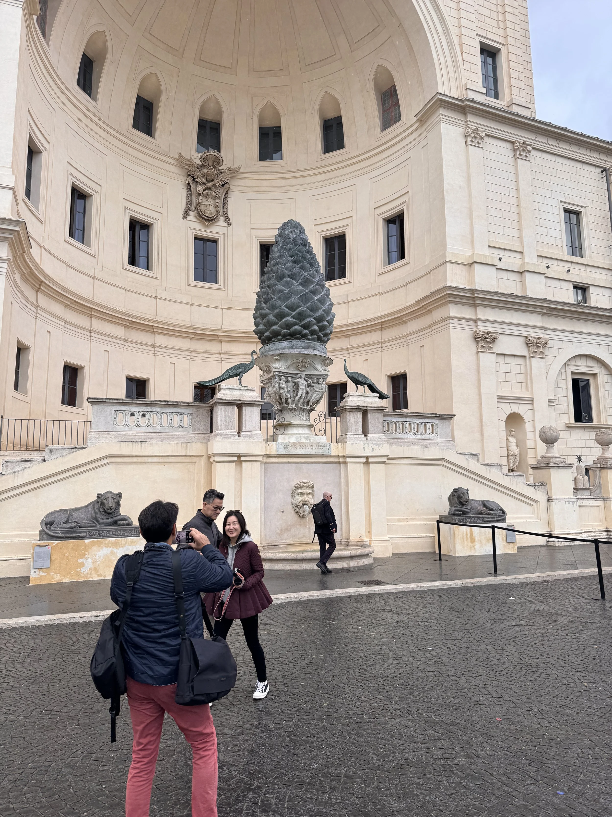 pine cone courtyard at the Vatical Museums