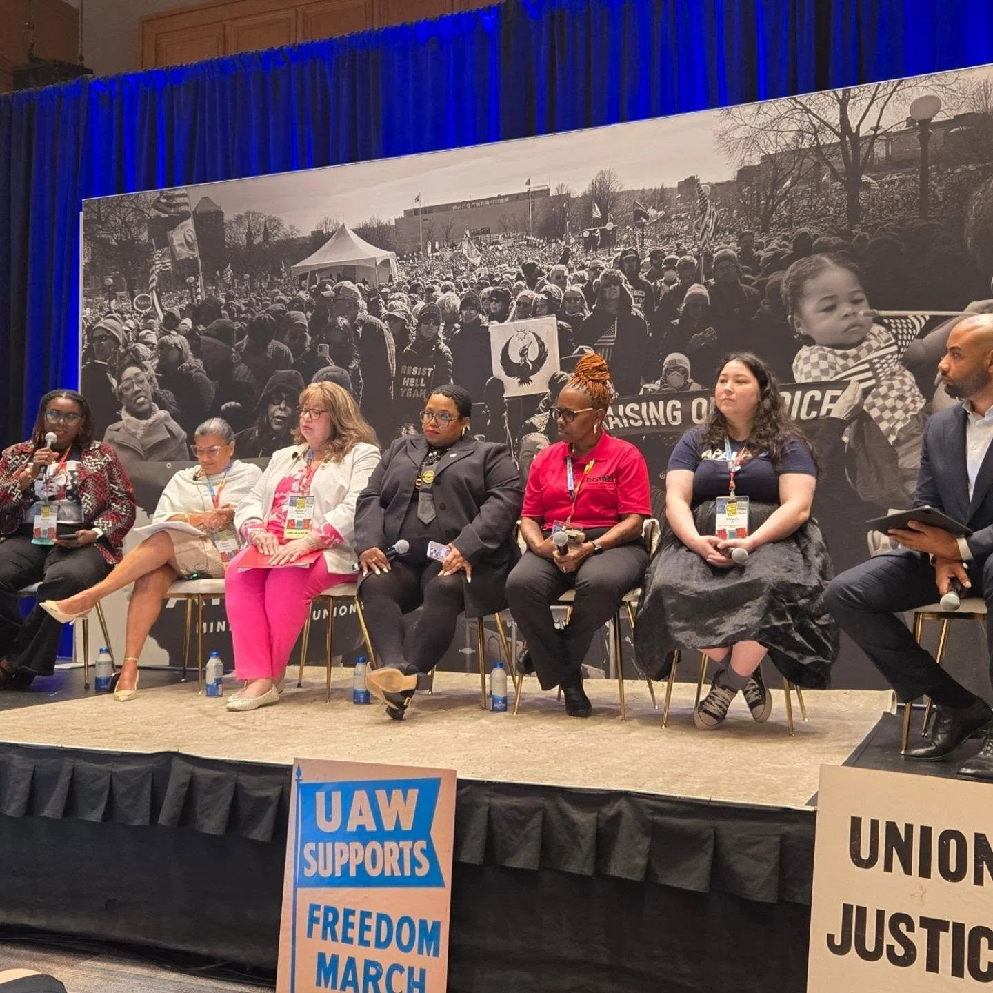 ✊🏽 Voces poderosas. Unidos por un propósito
La presidenta nacional de la LCLAA, @aftevp, se une esta tarde a los grupos de base de la AFL-CIO en la Convención Nacional de Solidaridad 2026 de la @aflcio, junto a mujeres inspiradoras del movimiento sindical, para destacar el poder de...
