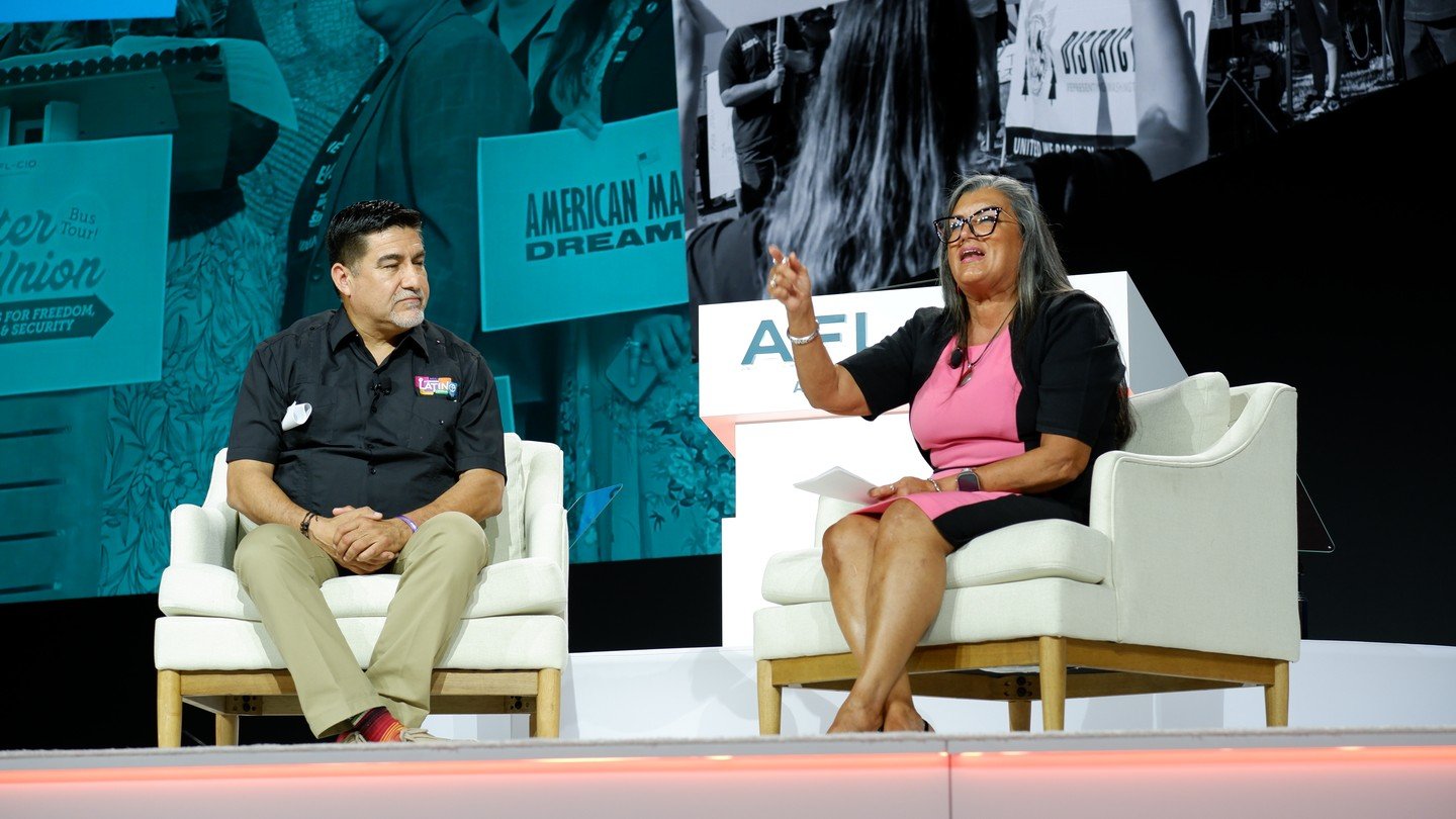 Powerful conversations at the @aflcio 2026 National Solidarity Convention ✊
LCLAA National President, Evelyn De Jesus, and nuestro hermano en la lucha, David Huerta, a fearless and inspiring leader and a proud LCLAA member, led the panel Frontline So