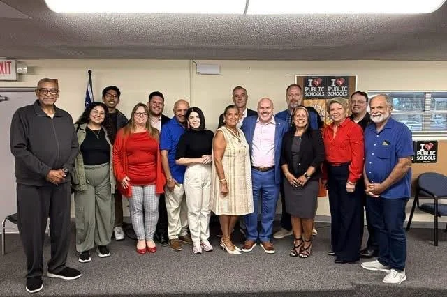 ✊🏽 ¡Cuando nos unimos, somos más fuertes!
@AF, la Asociación de Educación de Florida (FEA), los miembros de la sección de Florida Central de la LCLAA y líderes comunitarios participaron en una importante mesa redonda celebrada en Orlando, en la que intervino el presidente nacional de la LCLAA