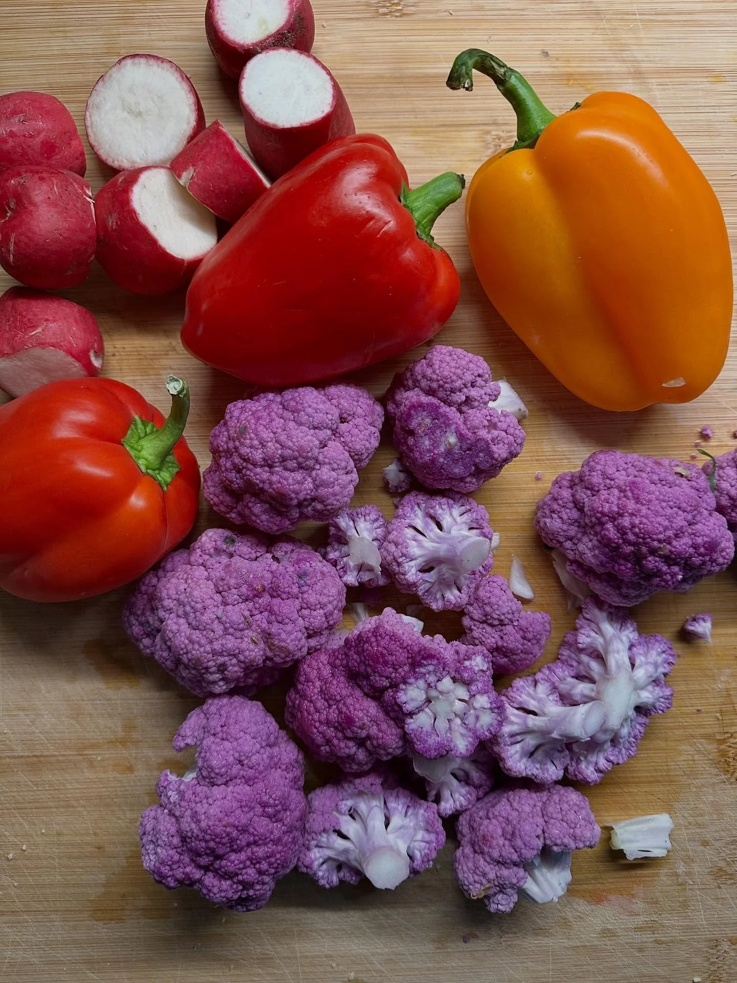 Life in COLOR this past week. 

Color is everywhere if you&rsquo;re willing to see it. From a shelf of playful objects to a bowl of bright vegetables, it&rsquo;s all wardrobe, art, and nourishment&mdash;woven into the rhythm of daily life. 

WELL + W