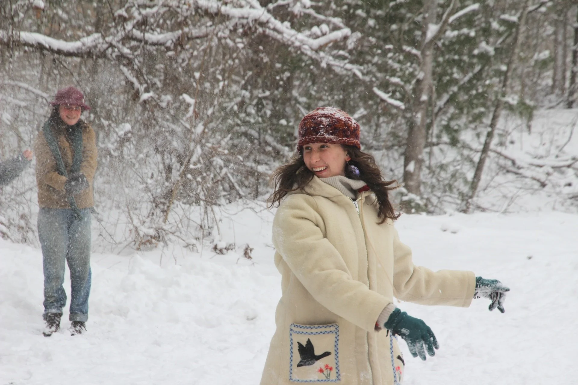  A student throws a snowball on the campus of Warren Wilson College in Swannanoa, N.C., January 31, 2026. (Vivian Bryan/Echo) 