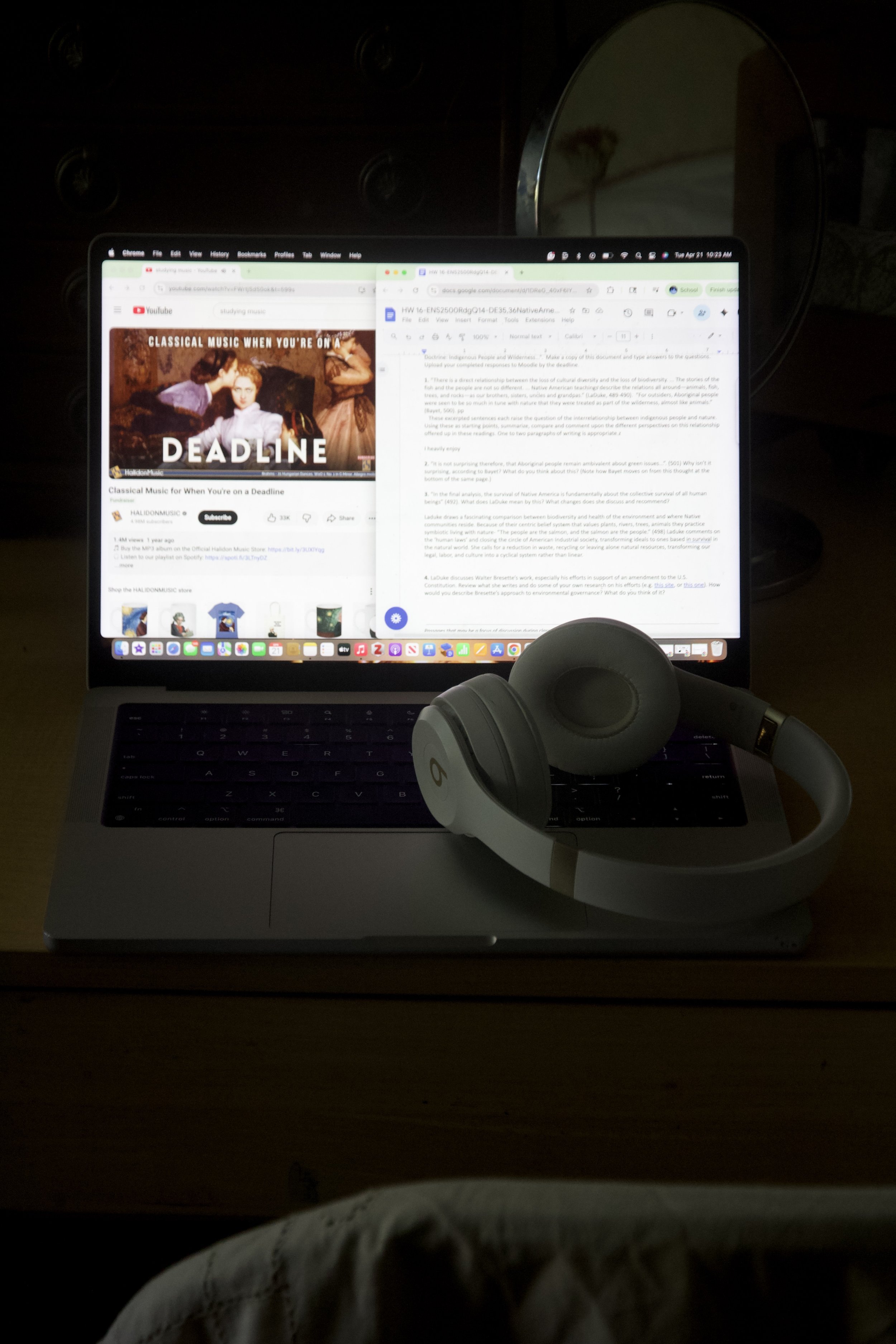 “Get an Adderall Prescription. Jazz Works Too.”: Do Wilson Students Study With Music?